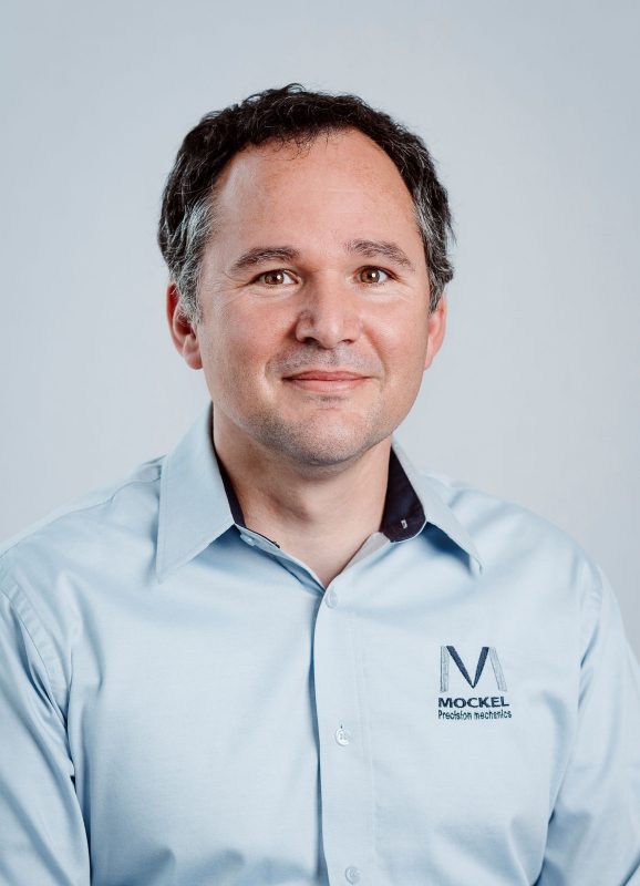 Porträtfoto von Manuel Reuter, einer von zwei CEOs